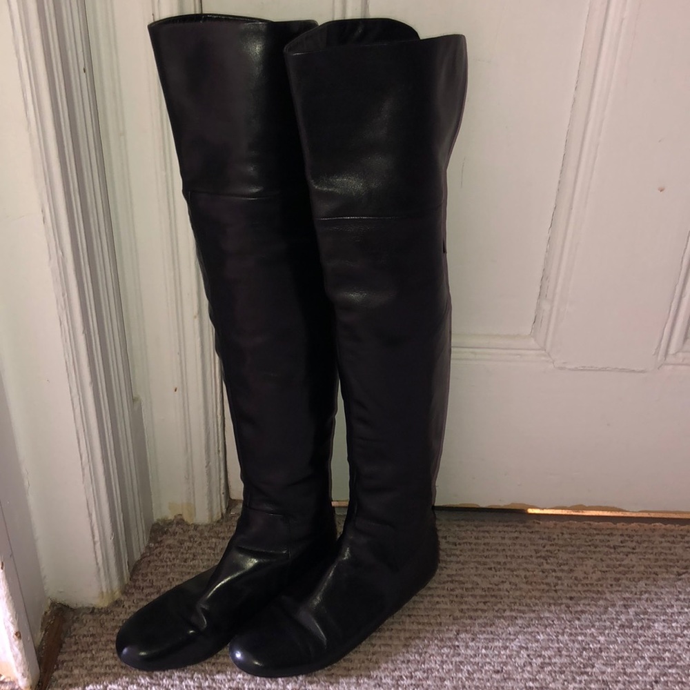 Vera Wang boots
